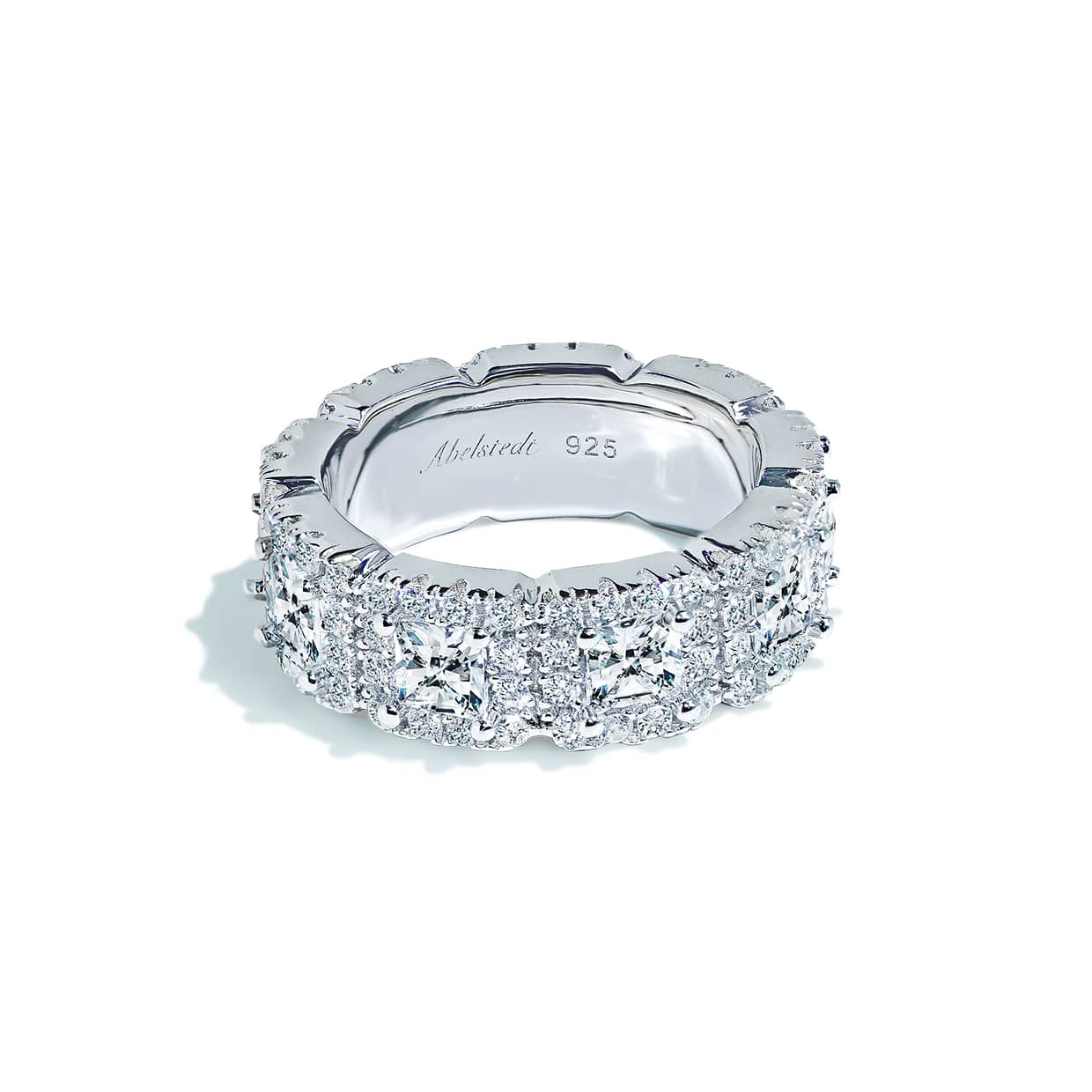 Oxford Prinsesse Round Cut Eternity Ring