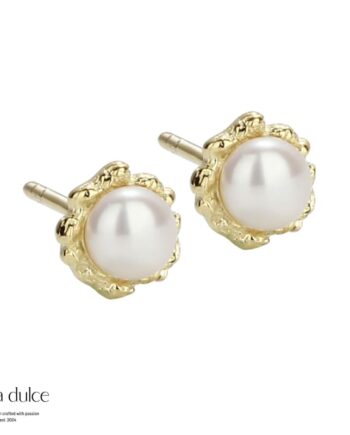 Pearl Stud Earstud  Golden