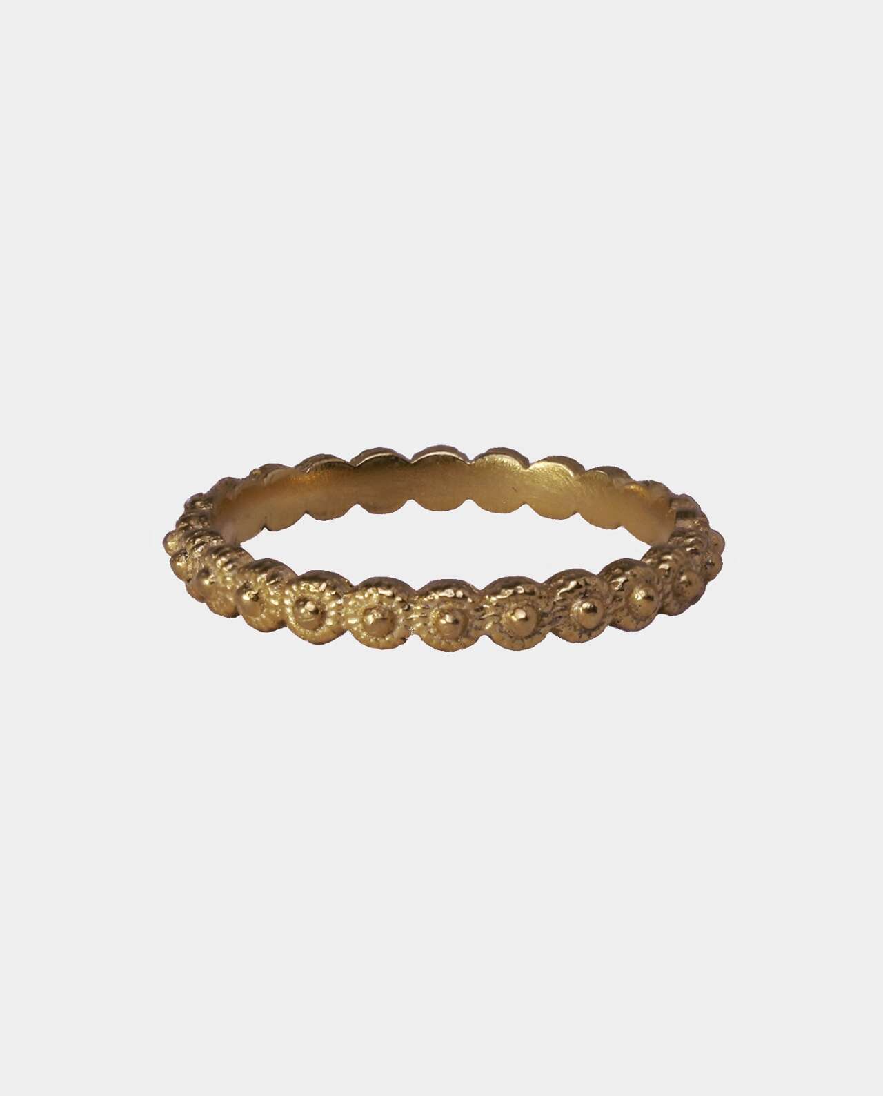 Ring Med Ornamenter