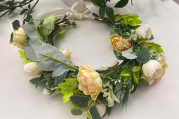 Blomsterkrans Creme Peach Store Smukke Blomster Deluxe