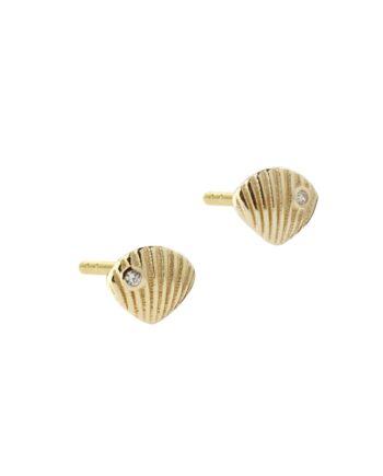 Shelly Earstud  Golden